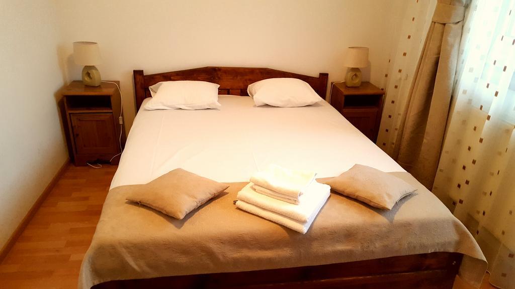 Floarea Soarelui Hotel Кея Екстериор снимка